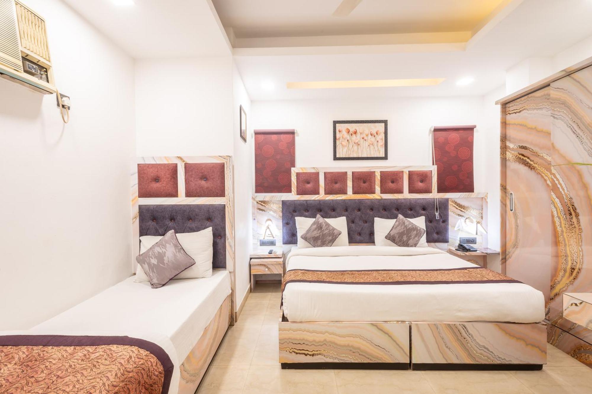 Hotel Cosmo Near Blk Hospital Karol Bagh Дели Экстерьер фото